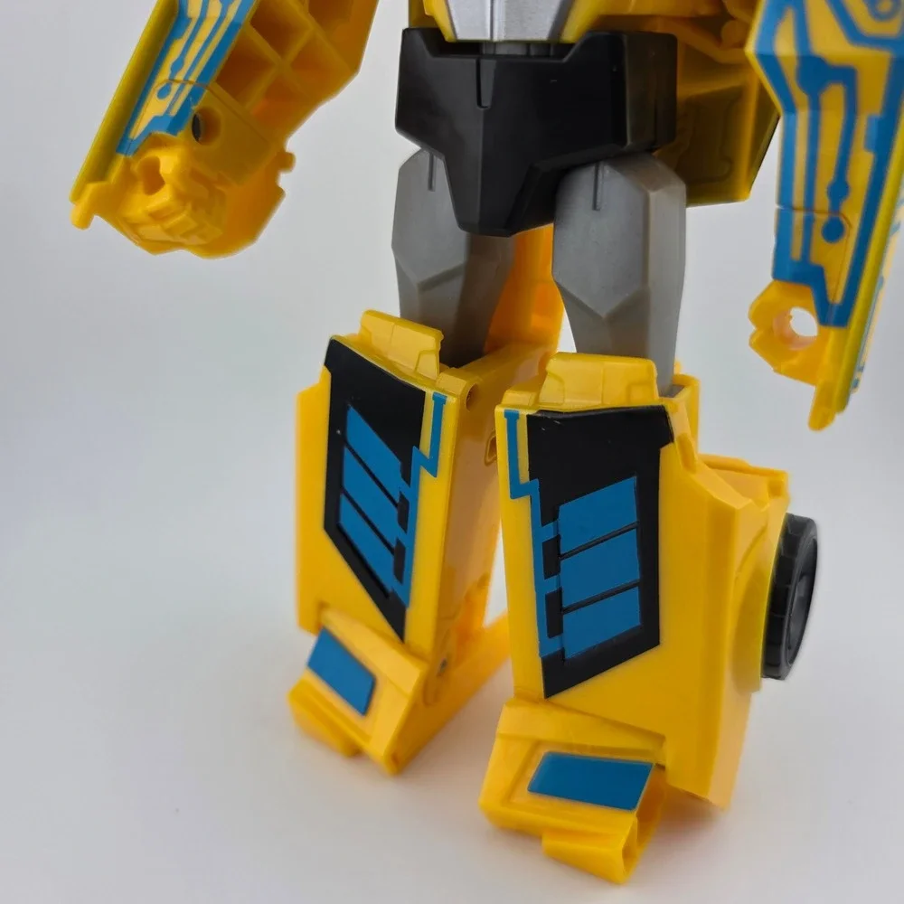 Transformers Robots‎ in Disguise Bumblebee Action Figure Yellow Blue Hasbro
